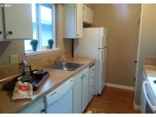 Photo #6: 22577871 Listing