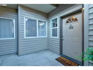 Photo #2: 22578921 Listing