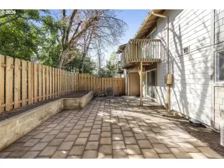 Photo #3: 225792533 Listing 