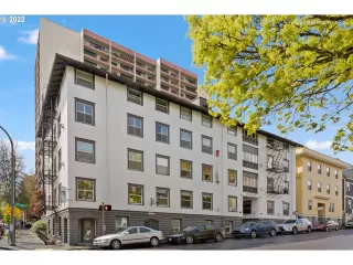 Photo #1: 22580573 Listing