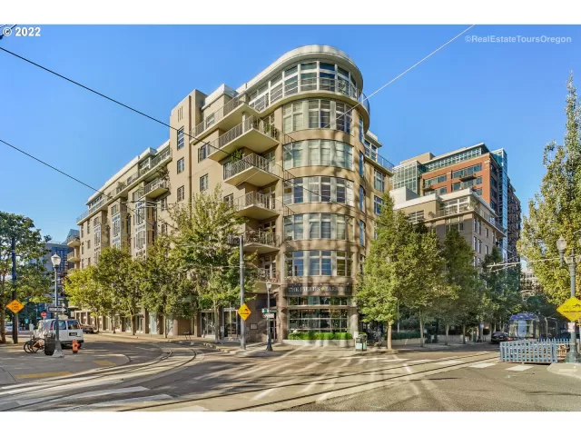 MLS: 22580661 Condo For Sale