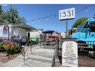 Photo #4: 22580833 Listing