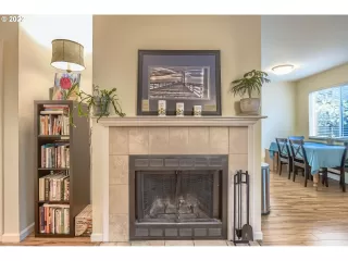 Photo #6: 22580941 Listing