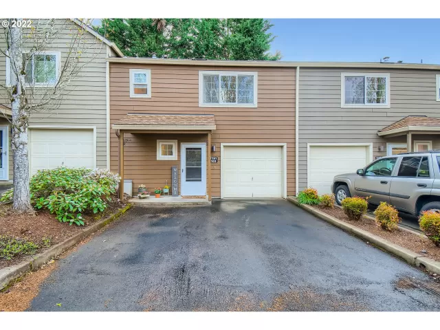 MLS: 22581966 Condo For Sale