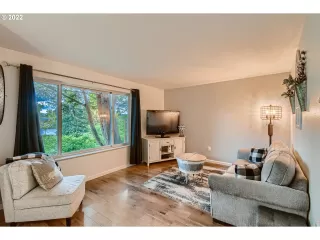 Photo #6: 22581966 Listing