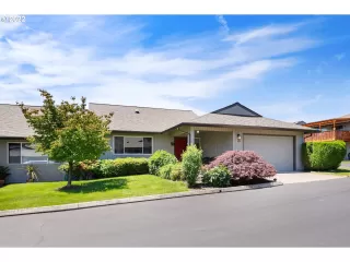 Photo #2: 22581982 Listing