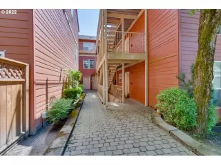 Photo #1: 22582175 Listing 