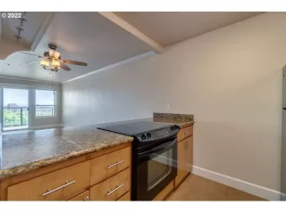 Photo #6: 22582175 Listing 