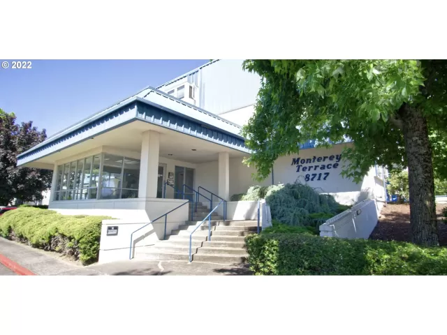 MLS: 22582244 Condo For Sale