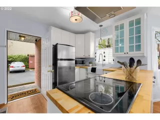 Photo #3: 22585148 Listing 