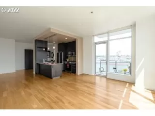 Photo #2: 22585480 Listing