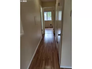 Photo #6: 22586937 Listing