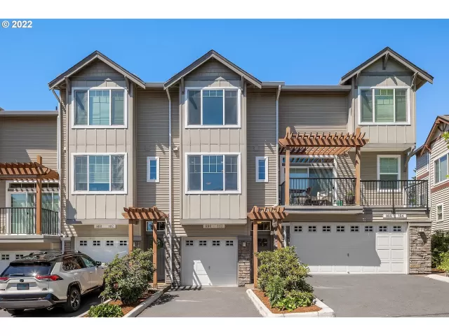 MLS: 22586993 Condo For Sale