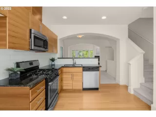 Photo #4: 22586993 Listing 