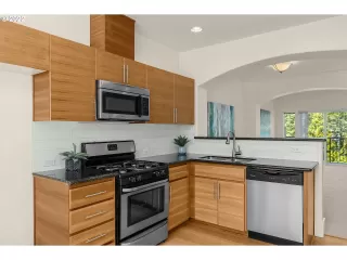 Photo #5: 22586993 Listing 