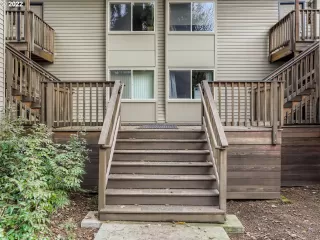 Photo #2: 22587089 Listing