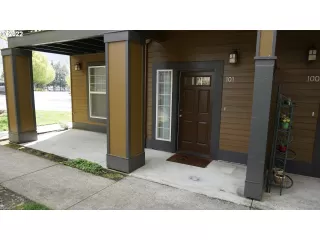 Photo #2: 22588761 Listing