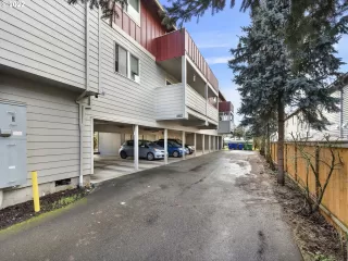 Photo #3: 22589114 Listing