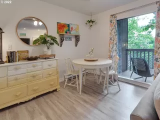 Photo #1: 22589459 Listing