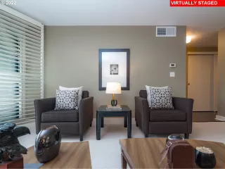 Photo #4: 22589549 Listing
