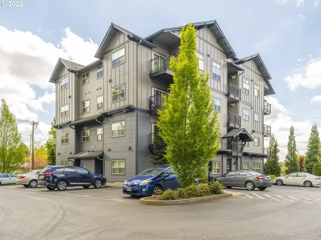 MLS: 22590852 Condo For Sale