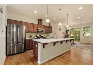 Photo #5: 22591050 Listing 