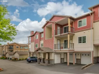 Photo #2: 22591495 Listing