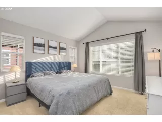 Photo #5: 22591778 Listing