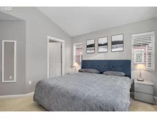 Photo #6: 22591778 Listing