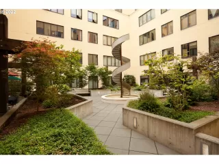 Photo #1: 22592711 Listing