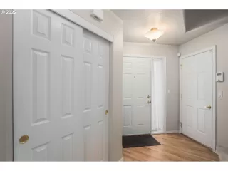 Photo #3: 22593197 Listing