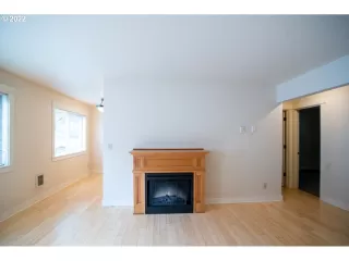 Photo #2: 22593826 Listing 