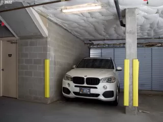 Photo #5: 22593893 Listing