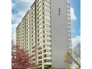 Photo #1: 22594345 Listing