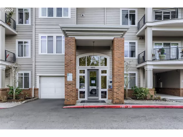 MLS: 22594510 Condo For Sale