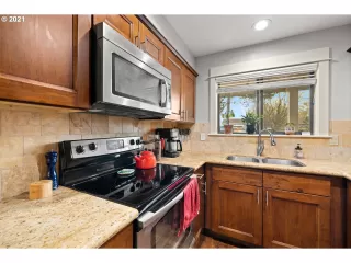 Photo #3: 22595054 Listing