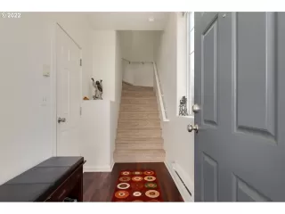 Photo #4: 22595487 Listing