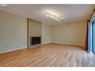 Photo #2: 22596373 Listing 