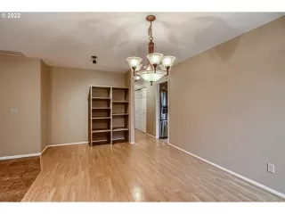 Photo #6: 22596373 Listing 