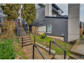 Photo #2: 22596805 Listing