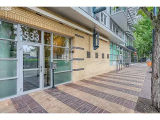 Photo #2: 22597088 Listing 