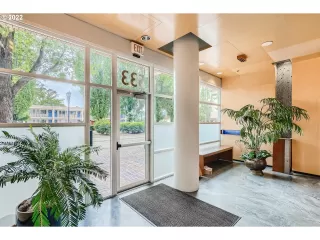 Photo #3: 22597088 Listing 