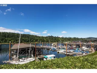 Photo #4: 22598131 Listing 