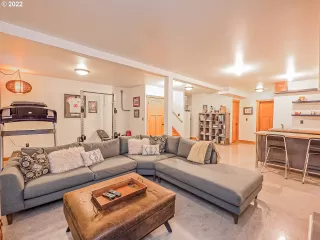 Photo #5: 22599534 Listing 