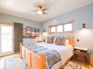 Photo #6: 22599534 Listing 