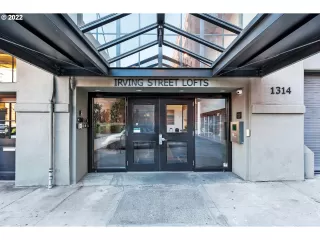 Photo #1: 22600048 Listing 