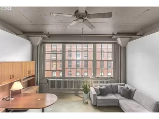 Photo #2: 22600048 Listing 