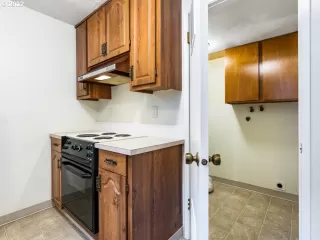 Photo #2: 22600713 Listing