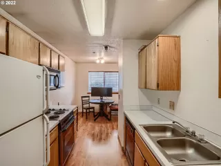 Photo #4: 22601283 Listing 