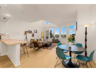 Photo #2: 22601939 Listing 